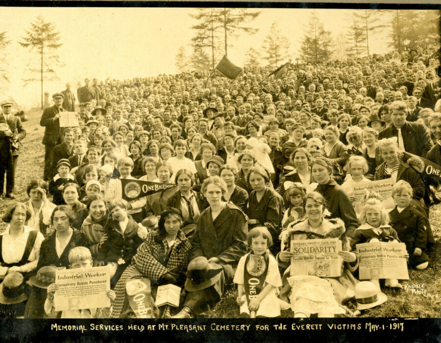 Memorial services held at Mt Pleasant cemetery for the Everett victims. May 1, 1917.